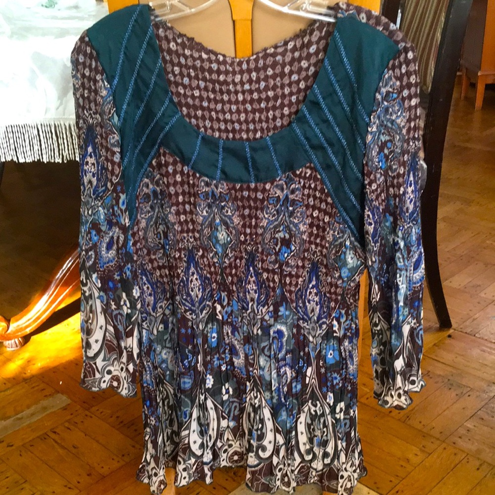 Green and brown cute top, XL